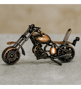 Metal Bilyeli Motor Orta Boy – Dekoratif Masaüstü Maket – 21 cm (Karışık)