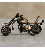 Metal Bilyeli Motor Orta Boy – Dekoratif Masaüstü Maket – 21 cm (Karışık)