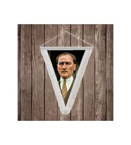Takım Elbise Gazi Mustafa Kemal Atatürk Beyaz Saçaklı Üçgen Flama Bayrak Hatıra Flama ATA55