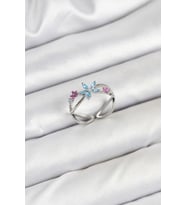 Pirinç Gümüş Renk Zirkon Taşlı Mavi Çiçekli Kadın Yüzük 5886 - HPSBYI8389-9605