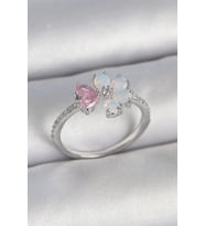 Pirinç Gümüş Renk Beyaz Mineli Pembe Zirkon Taşlı Çiçek Model Kadın Yüzük