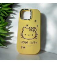 iPhone 15 Pro Max Hello Kitty Kabartmalı Kaliteli Silikon Telefon Kılıfı (Sarı)