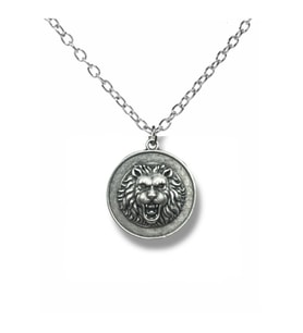 Lion’s Majesty – Aslan Madalyon Figürlü Unisex Kolye (60 cm Zincirli) (Gümüş)