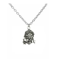 Iron Maiden Rock Metal Grup Zincir Kolye – 60 cm  Unisex Heavy Metal Aksesuar (Gümüş)