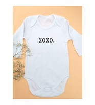 Unisex Bebek Beyaz XOXO Ufak Baskılı Body