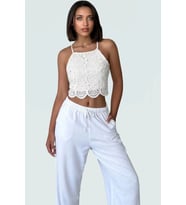 Yazlık Kroşe Detaylı Pamuklu Crop Bluz Rahat Günlük Stil Konforlu Kesim Dayanıklı Malzeme (Bej)