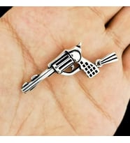 Özel Tabanca Tasarımlı 925 Ayar Gümüş Erkek Kolye