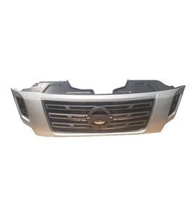 Nıssan Pıck Up- Navara- 16/22; Ön Panjur İç/Dış Set Gümüş/Siyah (My) (Oem No: 62310-4Ja0B)