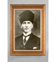 Altın Varaklı Çerçeveli Paspartulu Atatürk Tablo a772 (Gold)