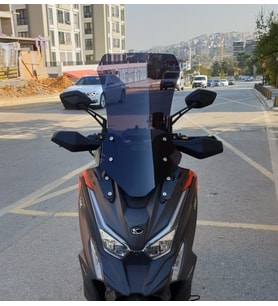 MOTOCAM Kymco DTX 250 Ön Cam 2021-2026 Model 67cm Siyah Renkli 4mm ORTA BOYLU