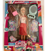 Cindy Doll Oyuncak Bebek 4 Yedek Elbiseli 30 Cm Model Bebek K (Çok Renkli)