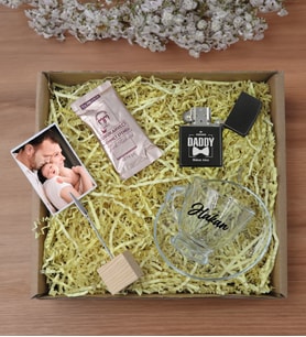 BK Gift Kişiye Özel İsimli DTF Baba Temalı Cam Kahve Fincanı & Türk Kahvesi & Ahşap Fotoğraf Tutucu & Çakmak Hediye Seti-5, Babaya Hediye, Babalar Günü Hediyeleri