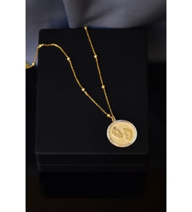 925 Ayar Gümüş Gold Kaplama Top Zincirli Mor Taşlı Bebek Ayak Izi Plaka Kolye