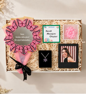 Kişiye Özel Fotoğraflı Çerçeve,Mum,Lotus Kolye Ve Kelebek Buketi