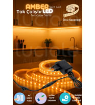 4 Metre NeoGlow Serisi Amber LED Şerit Işık – 60 Çipli 12V Tak Çalıştır Prizli Aydınlatma Bandı