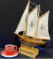 Kişiye Özel Ahşap Gemi Maketi ve Türk Kahvesi Fincanı Hediye Seti (Model 7)
