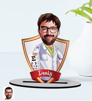 BK Gift Kişiye Özel İsimli Erkek Göz Doktoru Karikatürlü Ahşap Biblo Model-1