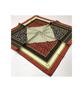 Geometrik Desen Gold Seri Twill Eşarp Eşarp Askısı ile Birlikte 90x90 cm Bordo S