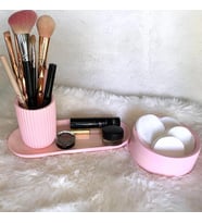 GAMORE Dekoratif Banyo Seti Fırçalık, Tabak ve Takı Kutusu (Pembe)