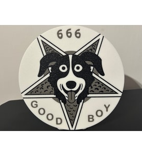 Good Boy  Duvar Plaketi - 3D Yazıcı Karanlık Mizah Dekorasyonu - Pentagram Köpek Biblo