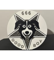 Good Boy  Duvar Plaketi - 3D Yazıcı Karanlık Mizah Dekorasyonu - Pentagram Köpek Biblo
