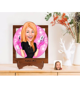 BK Gift Kişiye Özel Kadın Güzellik Uzmanı Karikatürlü Ahşap Standlı 3D Biblo-3 (Beyaz)
