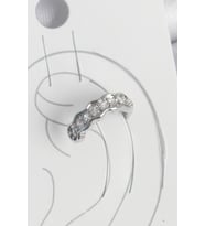 Pirinç Gümüş Renk Zirkon Taşlı Kıkırdak Model Kadın Küpe TJ-BKP10550