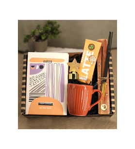 Kişiye Özel Desenli Defter & Kupa Bardak & Yıldız Led Işıklı & Kahve Dünyası Latte&Tütsü Hediye Seti