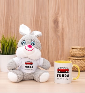 Kişiye Özel Vosvos Minibüs Tasarımlı Peluş Tavşan ve Sarı Kupa