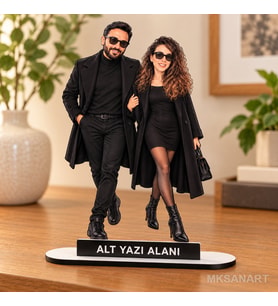 Kişiye Özel 2 Kişilik Paparazzi Çift Karikatürlü 18 cm MDF Masaüstü Biblo - Sevgiliye ve Eşe Hediye Sevgililer Günü ve Yıl Dönümü Hediyesi