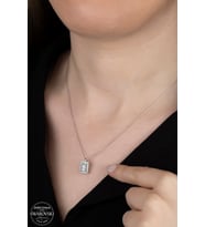 SWAROVSKİ CRYSTAL BAGET  925 AYAR GÜMÜŞ KOLYE