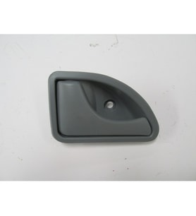 RENAULT TWINGO- 93/98; ÖN KAPI İÇ AÇMA KOLU SOL GRİ PÜTÜRLÜ 8200259376 1431-3014