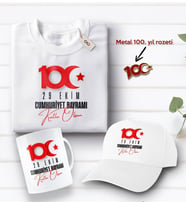 BK Gift 100. Yıl Hatırası Beyaz Tişört, Kupa Bardak, Şapka ve Metal Rozet Hediye Seti-1, 29 Ekim Hediyesi, Cumhuriyet Bayramı, 100.Yıl Hediyesi