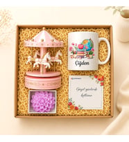 Kişiye Özel Öğretmenler Günü Hediye Kutusu İsim Baskılı Kupa, Müzikli Atlı Karınca ve Lotus Mum Seti