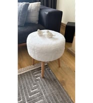 Çok Amaçlı Dekoratif Puf Kedi Yatağı Makyaj Masası Pufu Oturma Odası Pufu