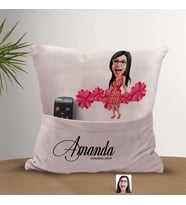 BK Gift Kişiye Özel Anne Karikatür Tasarımlı Organizer Kumanda ve Atıştırmalık Cepli Pembe Kırlent Yastık-2 Arkadaşa Hediye, Cepli Yastık