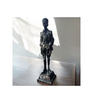 Dekoratif Polyester Atatürk Heykeli 40 Cm Siyah-Dalgalı