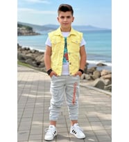 Erkek Çocuk Sırtı Tiger Yazı Baskılı Kolsuz Sarı Kot Ceket ve Baskılı T-shirt Al