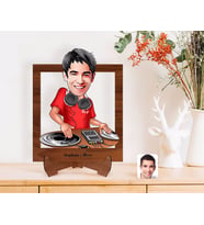 BK Gift Kişiye Özel Erkek DJ Karikatürlü Ahşap Standlı 3D Biblo-1 (Beyaz)
