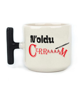 Noldu Cerraaaam Baskılı Siyah Kulplu T Kupa