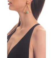 Kadın Mat Altın Kaplama Turkuaz Taşlı Çivili Model Üçgen Formlu Tasarım Küpe