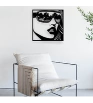 Siyah Ahşap Miami Kadın 50cm X 55cm Tablo Duvar Dekoru 3mm Mdf Lazer Kesim