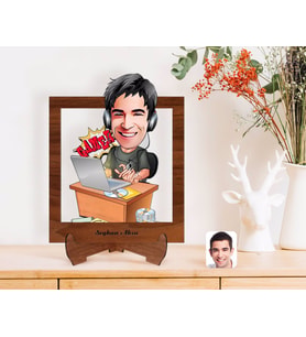 BK Gift Kişiye Özel Erkek Gamer Karikatürlü Ahşap Standlı 3D Biblo-1 (Beyaz)