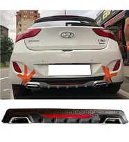 Hyundai i20 Siyah Difüzör Difizör Kare Egzoz Görünüm Reflektörlü
