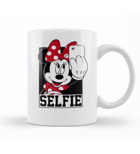 Miki Mouse Minnie Tirando Selfie Kupa Bardak Porselen