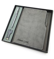 Signator® Codex  N234 Kişiye Özel Defterli Set - Scrikss İsme Özel Gri Kalem + İsme Özel Gri Defter + İsme Özel 32 GB Usb Bellek İsme Özel Kutusunda Hediyelik Set (Karışık)