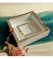 25x25 Cm Beyaz-Gümüş Fotoğraf Bölümlü Anı Çerçevesi! İsimsiz Ledli! Gül Saklama Kutusu