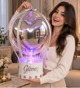 Kişiye Özel İsimli Çiçek Taş Süslemeli Gümüş Kalp Balon LED Işıklı Şeffaf Balon Kutusu Sevgiliye Kıza Arkadaşa Hediye