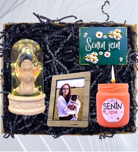 Kişiye Özel Fotoğraflı Set & Işıklı Beyaz Melekli Fanus & Kokulu Turuncu Mum
