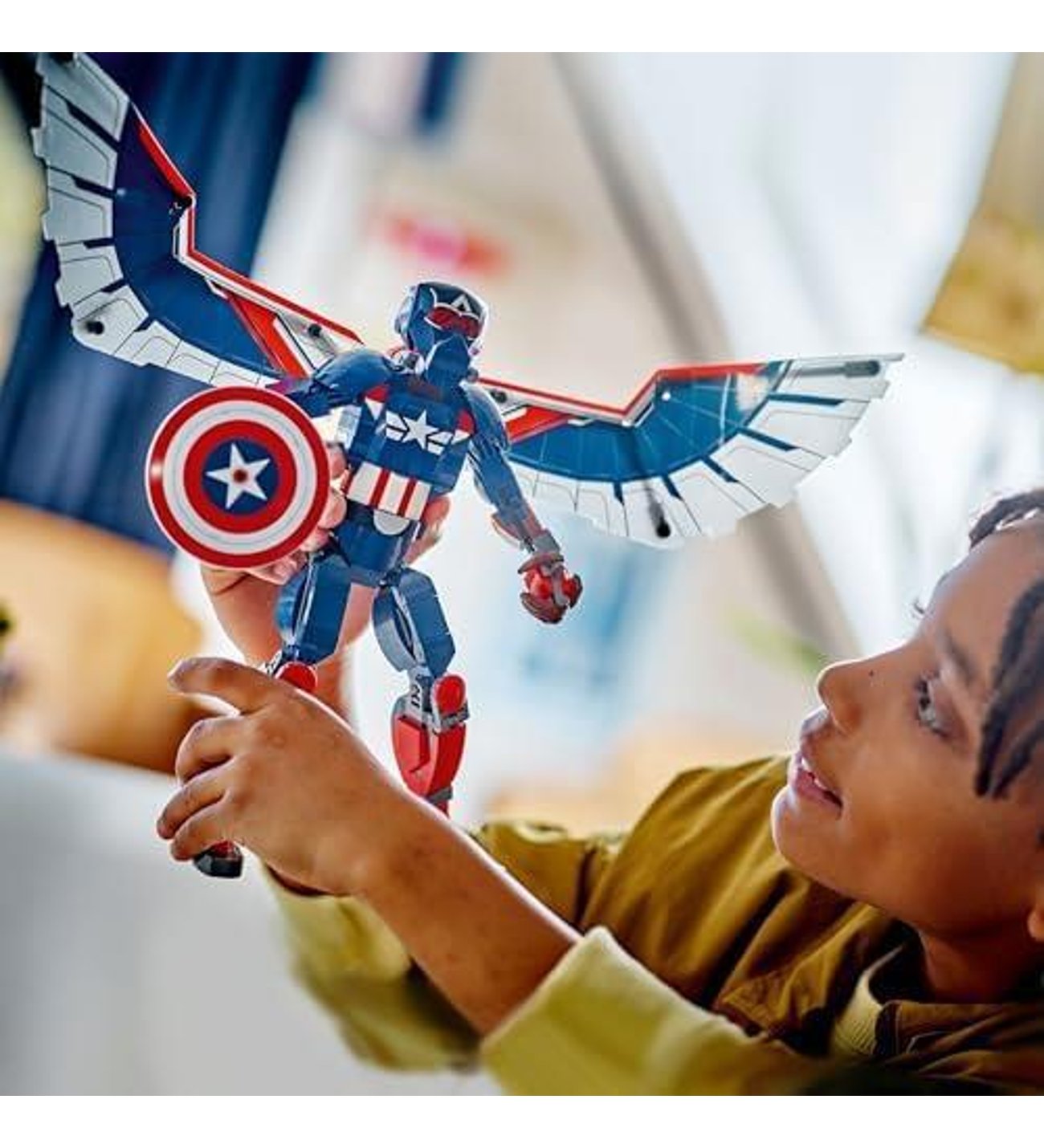 Marvel Yeni Kaptan Amerika Yapım Figürü 76296 8 Yaş ve Üzeri Süper